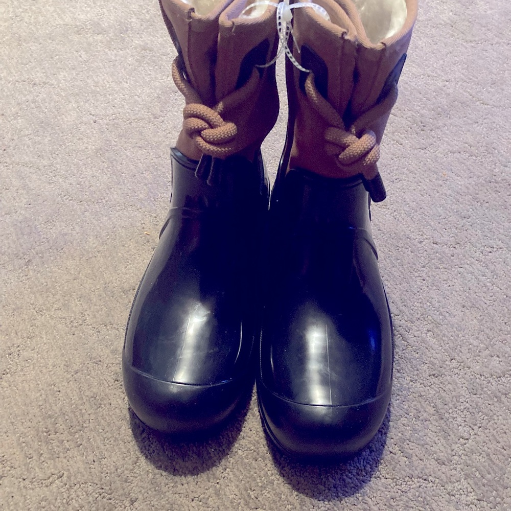 UGGS WOME RAINCLOUD TOGGLE BOOTS BLACK CHESTNUT BN!